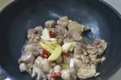 Make Carrot chicken leg step 4