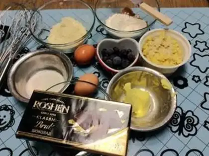 Make Blueberries with black cracks step 0