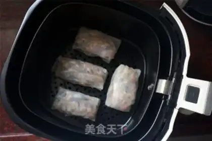 Make Air-fried spring rolls step 3