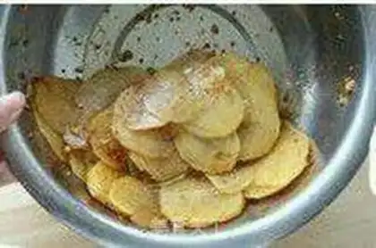 Make Spicy potato chips step 6