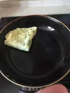 Make Celery egg pancakes step 2