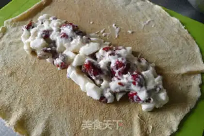 Make A little sugar rolls step 4