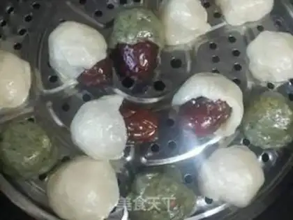 Make Hot noodles in the kitchen step 6