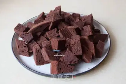 Make Frozen cake step 4