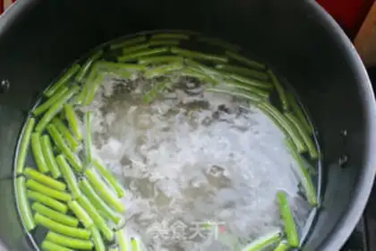 Make Weeds and scavengers step 1