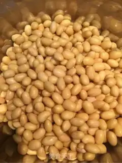 Make Meat and soybeans step 1