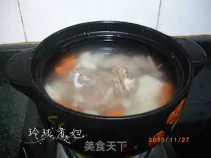 Make Piggy bone soup step 2