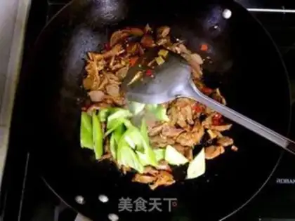 Make Pyramid chicken step 5