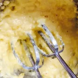 Make Onion cookies step 4