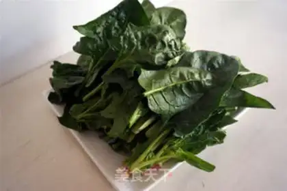 Make A hot pot of soup step 1