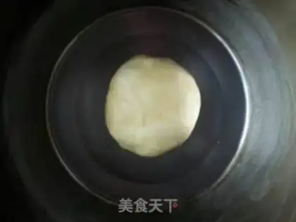 Make Almond strawberry pie step 5
