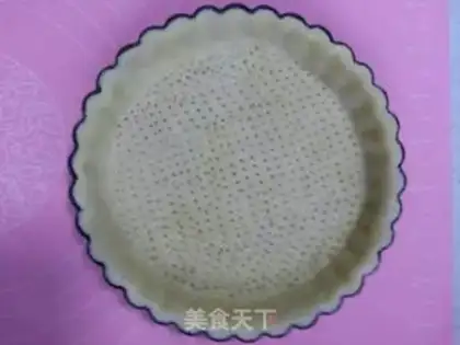 Make Almond strawberry pie step 6