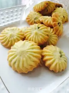 Make Onion cookies step 17