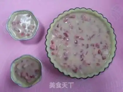 Make Almond strawberry pie step 9