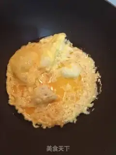 Make Pretzel fried eggs step 4