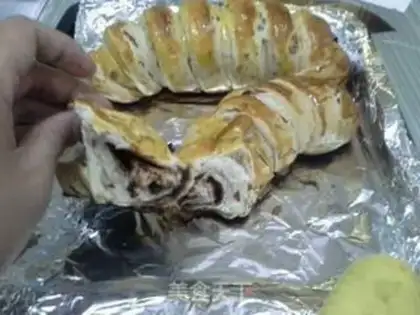 Make Cranberry caterpillar bread step 8