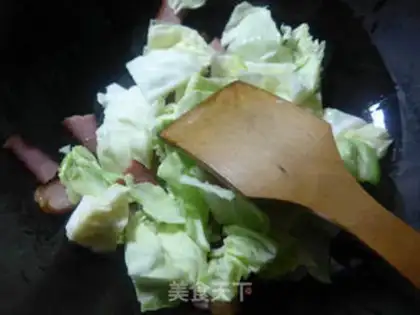 Make Soy sauce and cabbage step 2