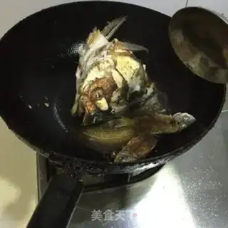 Make Red-burned fish head step 4
