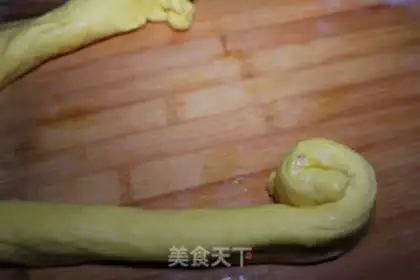 Make Pumpkin pretzels step 9