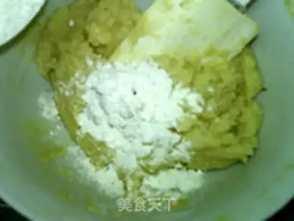 Make Onion pineapple step 10