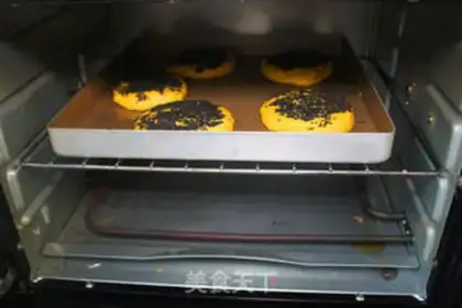 Make Pumpkin pretzels step 12