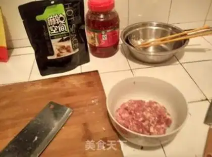 Make Porkball soup step 0