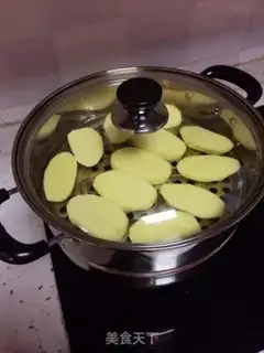 Make Happy potatoes step 1