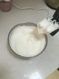 Make The rookie cake show step 9