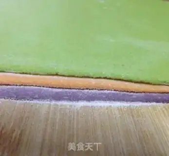 Make Rainbow bun step 3