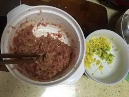 Make Mariko, cabbage soup step 0