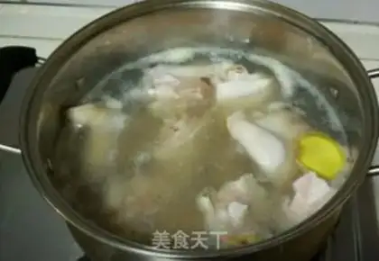Make Tofu-cup pig hoof step 0