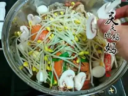Make Spicy crab hotpot step 12