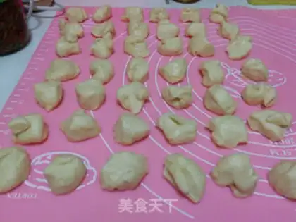 Make Flower donut step 7