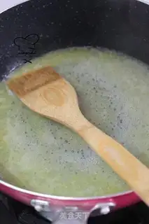 Make caterpillar bread step 0