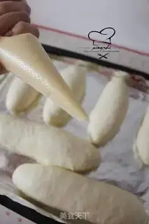 Make caterpillar bread step 8
