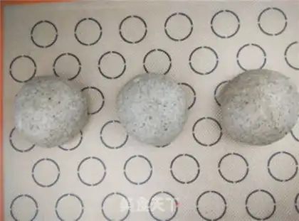 Make Black sesame toast step 7