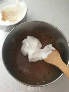 Make The freshman cocoa cake show step 6