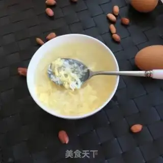 Make Soup of wine and eggs step 6