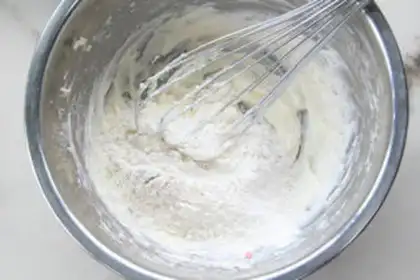 Make Pelican pretzels step 4