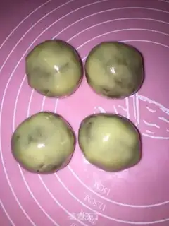 Make Mooncake step 4