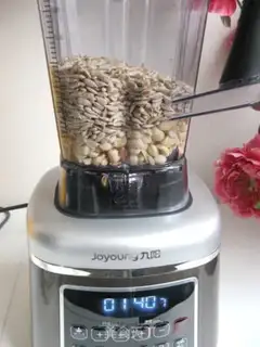 Make Sunflower seed peanut butter step 4