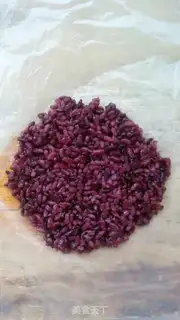 Make Black rice sushi step 9