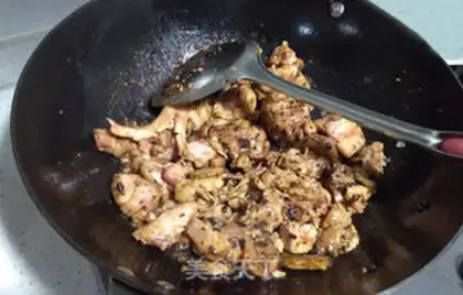 Make Pumpkin-peasing chicken step 4