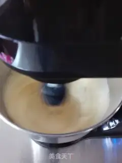 Make SpongeBob cake step 4