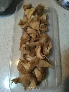 Make Pineapple grunt monkey mushrooms step 1