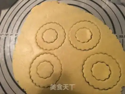 Make Christmas bouquet cookies step 7