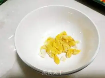 Make Salted egg omelet step 4