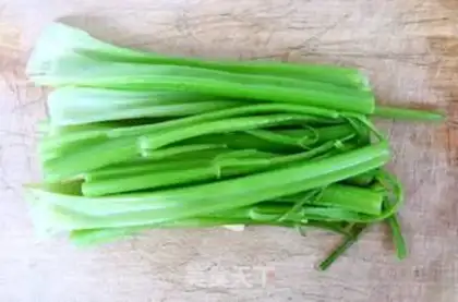 Make Celery lily shrimp step 0