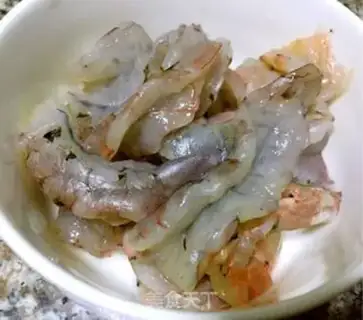 Make Celery lily shrimp step 4