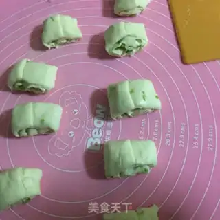 Make Milk rolls step 10
